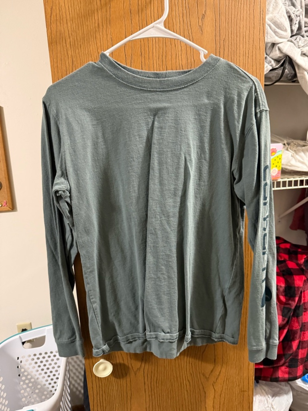 Carhartt women's Long Sleeve Crew Tee - Dusty Sage Green